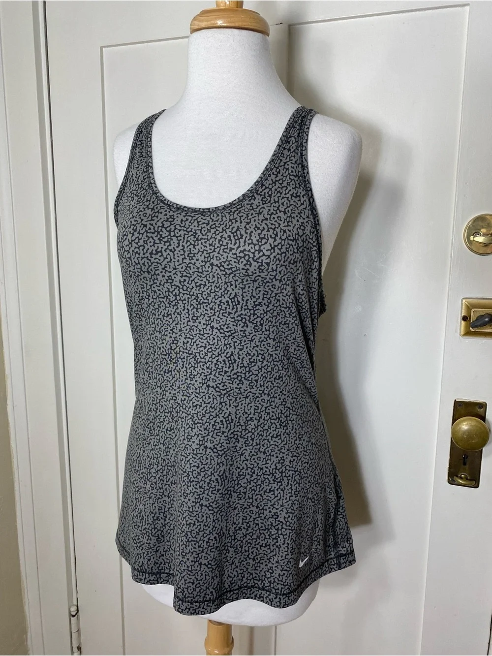 Nike Dri Fit Black & Gray Patterned Racerback Tank Top L